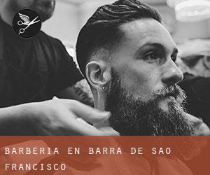 Barbería en Barra de São Francisco